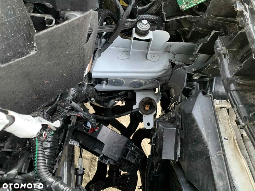 Renault Clio BLUE dCi 100 EVOLUTION - 29