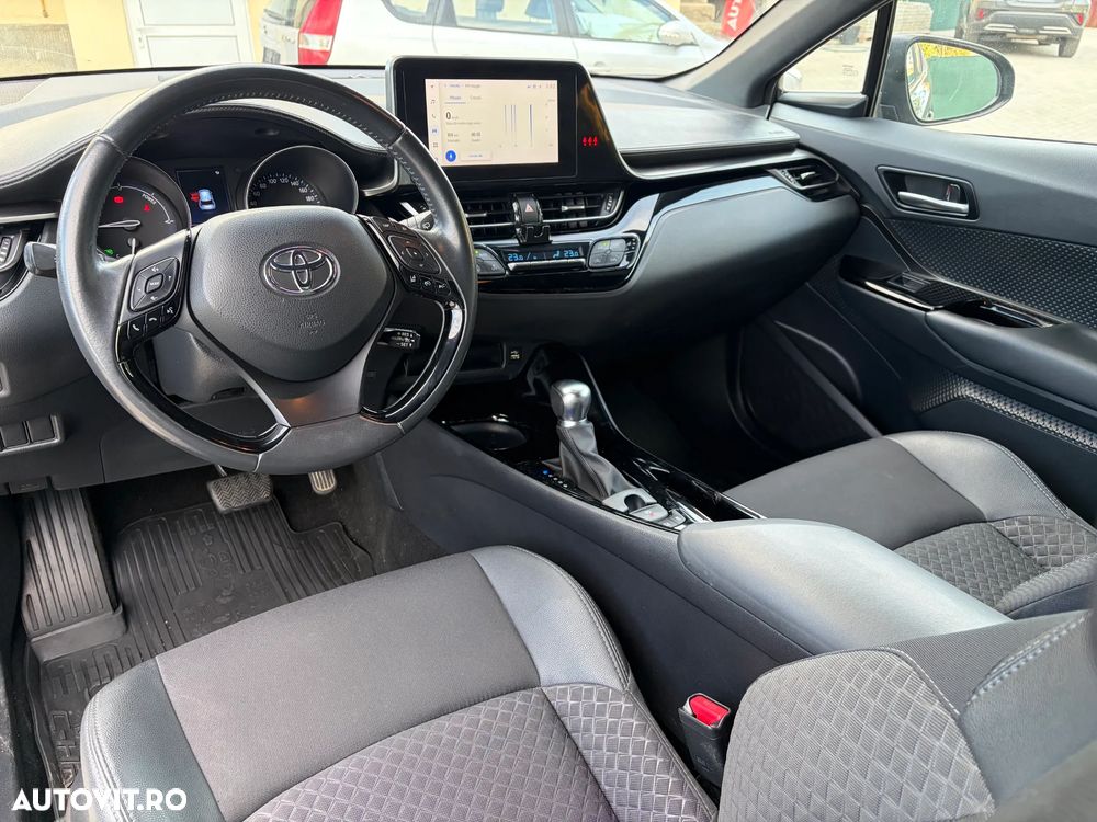 Toyota C-HR Business-Edition - 7