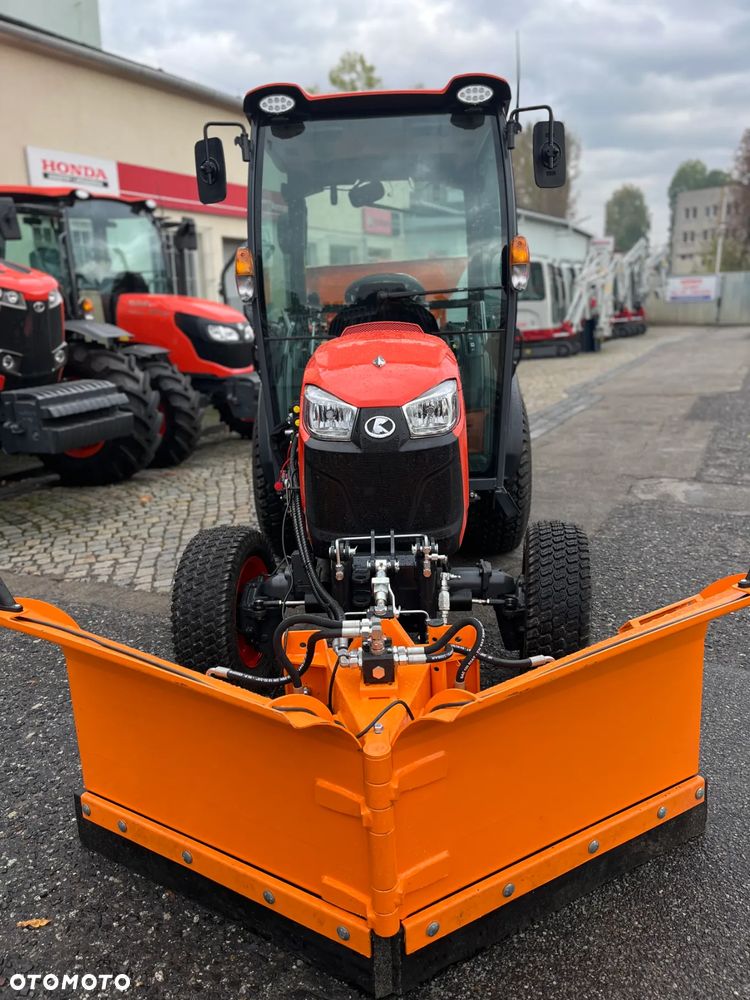 Kubota LX-401 CAB - 2