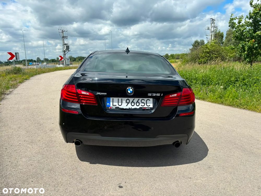 BMW Seria 5 535i xDrive Luxury Line - 32