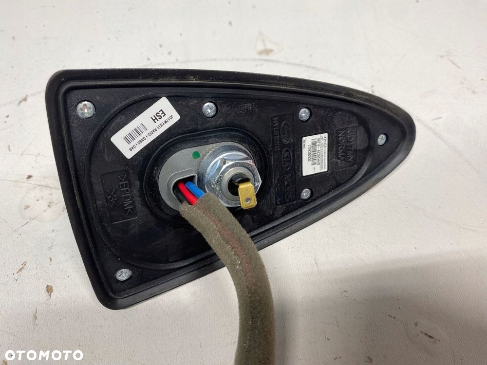 ANTENA DACHOWA NAVI GPS KIA CEED II HB 12-18 - 4