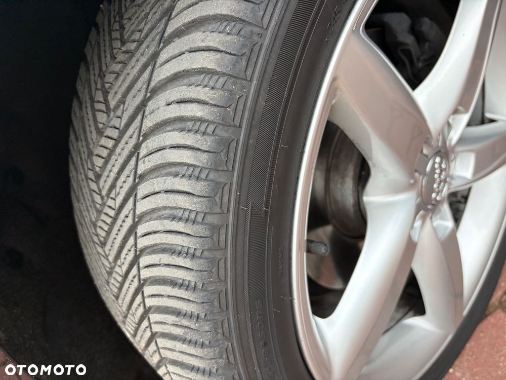 Audi A4 Avant 2.0 TDI DPF clean diesel multitronic S line Sportpaket - 11