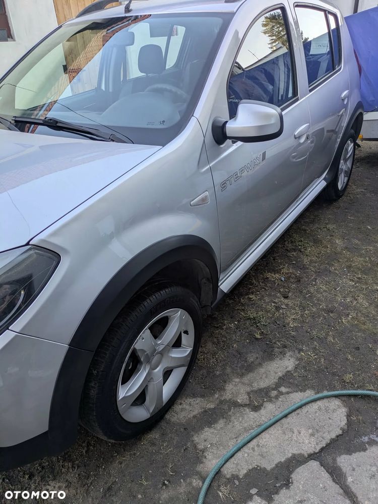 Dacia Sandero 1.5 dCi Stepway - 6