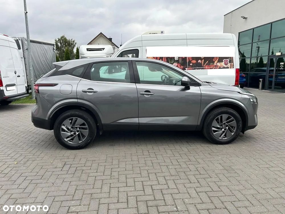 Nissan Qashqai 1.3 DIG-T mHEV N-Connecta Xtronic - 6
