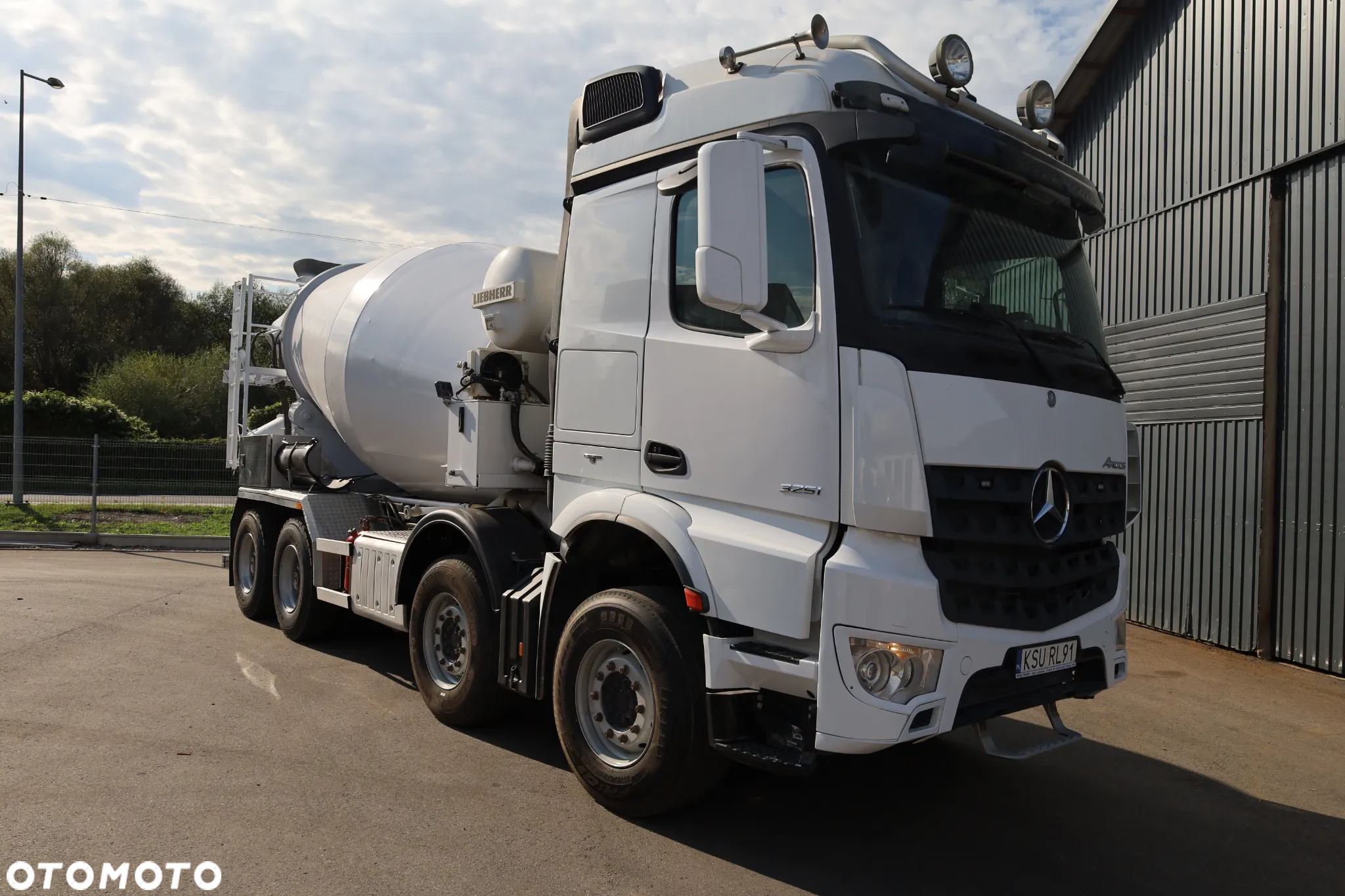 Mercedes-Benz AROCS - 26
