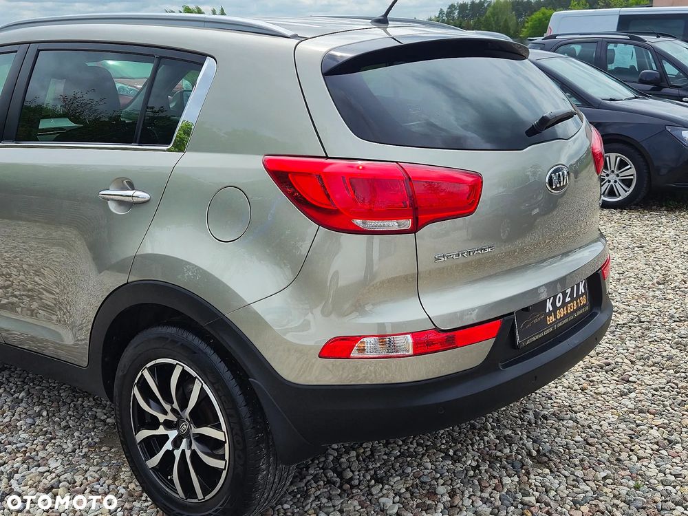 Kia Sportage 2.0 CRDI AWD Fifa World Cup Edition - 40
