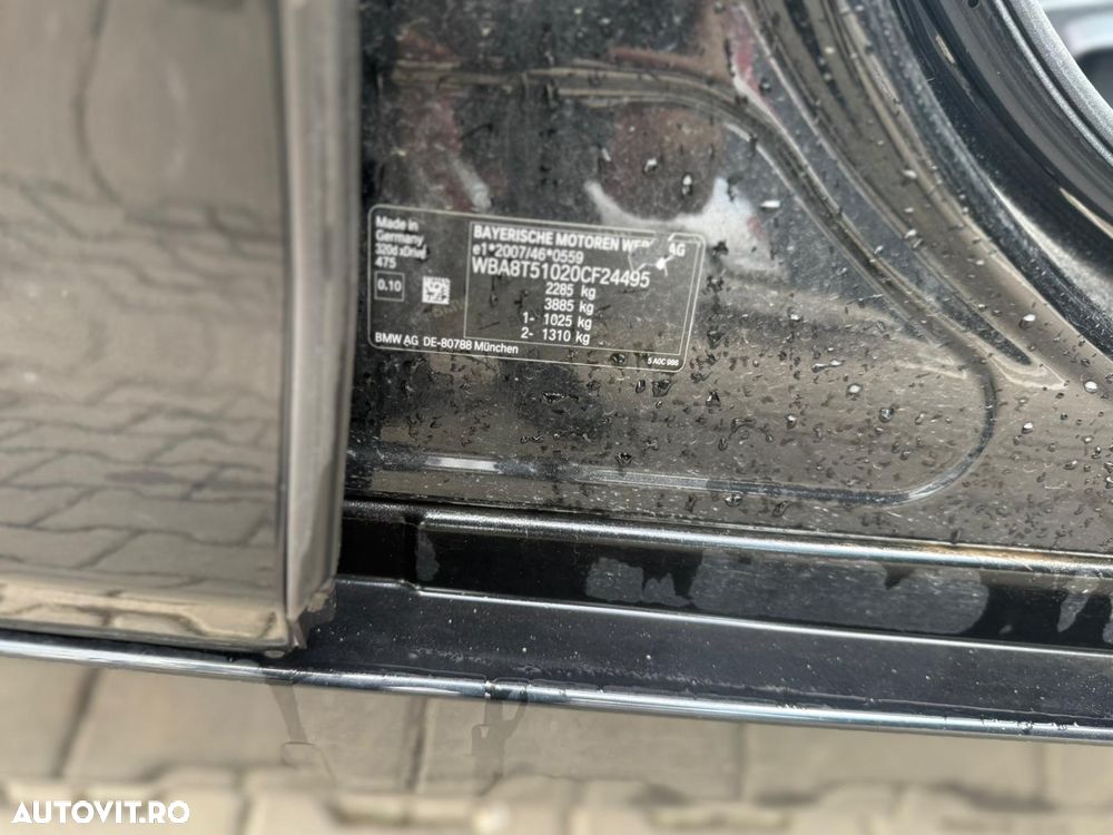 BMW Seria 3 320d xDrive AT - 17