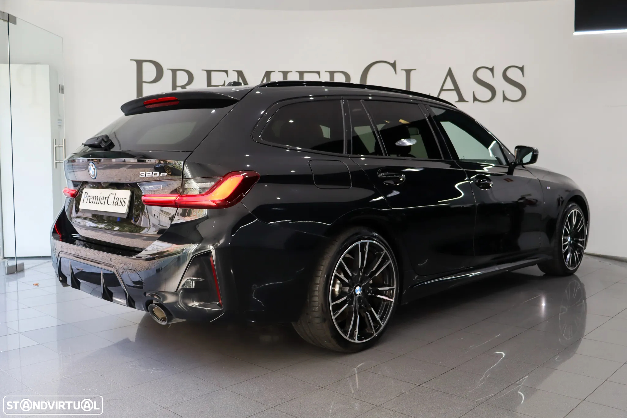 BMW 320 e Touring Pack Desportivo M Auto - 2