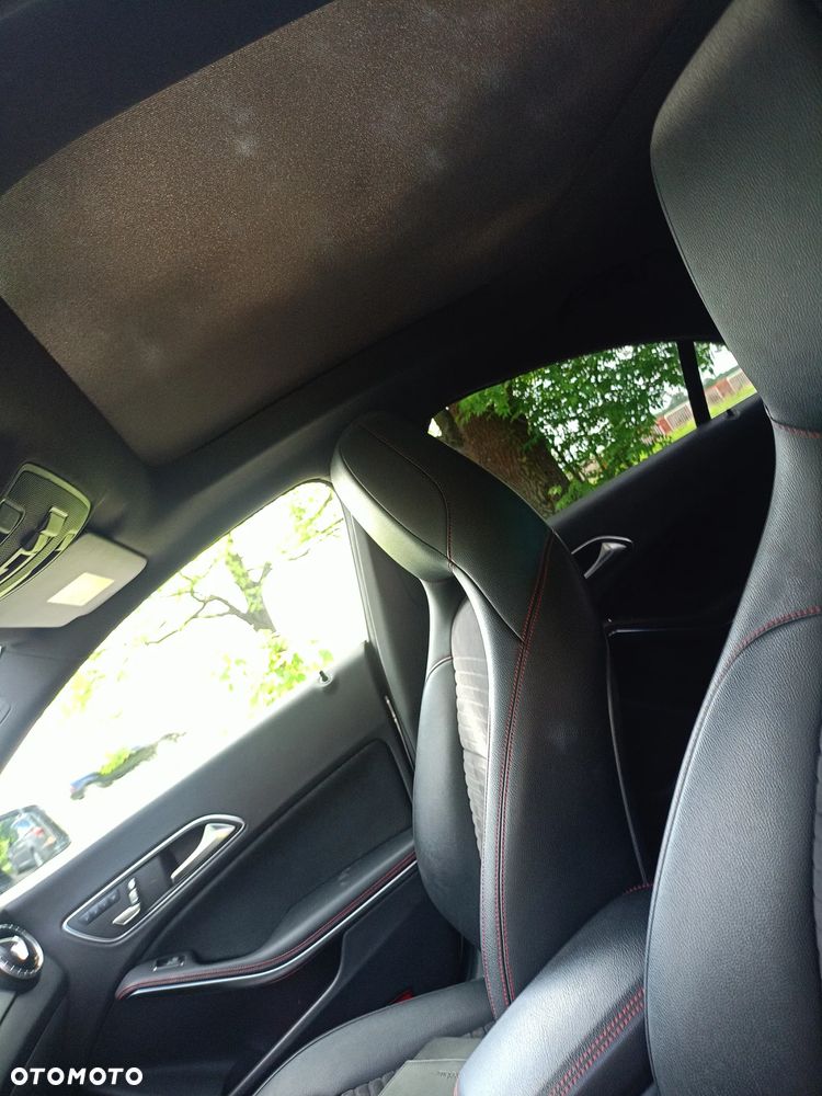 Mercedes-Benz CLA 200 7G-DCT AMG Line - 8
