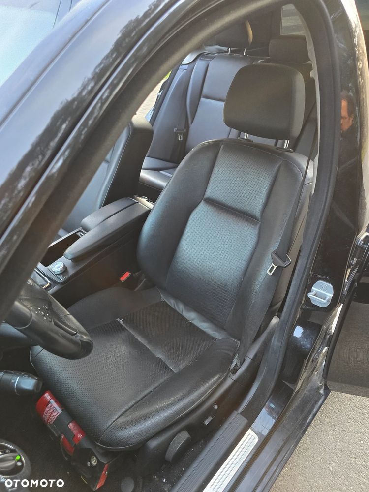 Mercedes-Benz Klasa C 200 CDI Elegance - 22