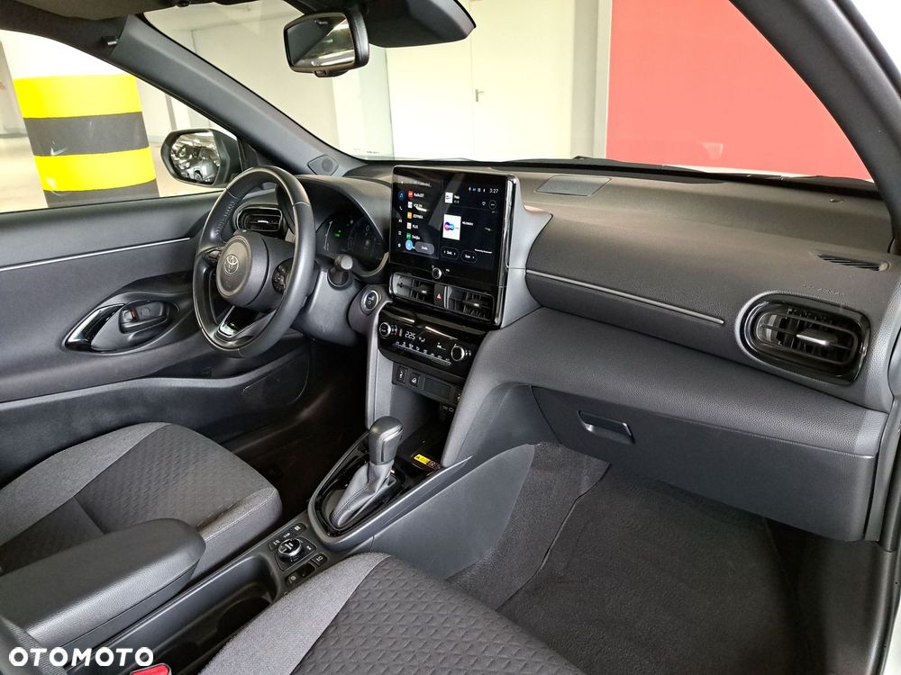 Toyota Yaris Cross Hybrid 1.5 Style AWD - 17