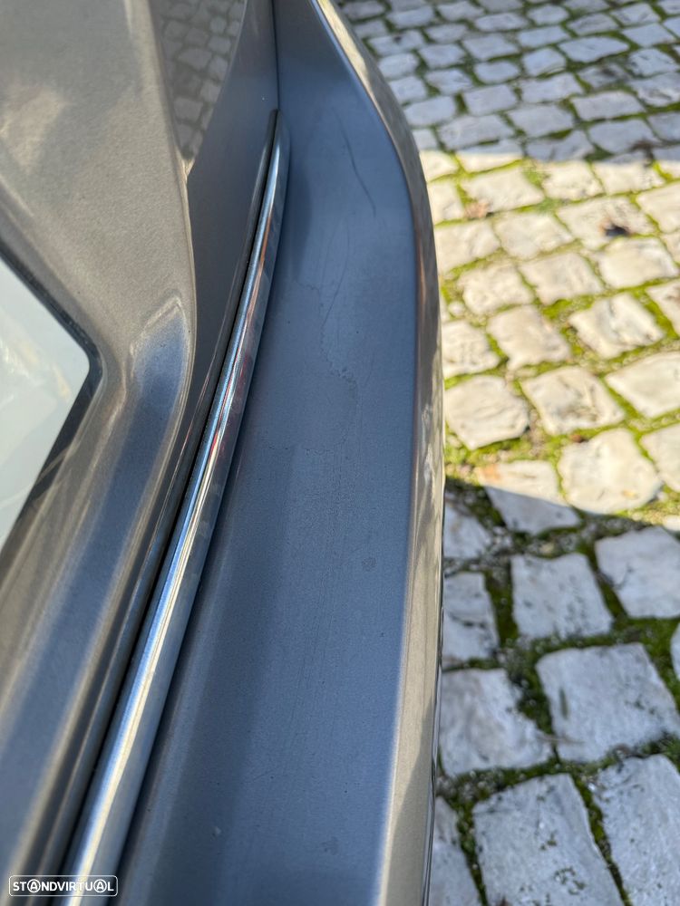 VW Passat Variant - 24