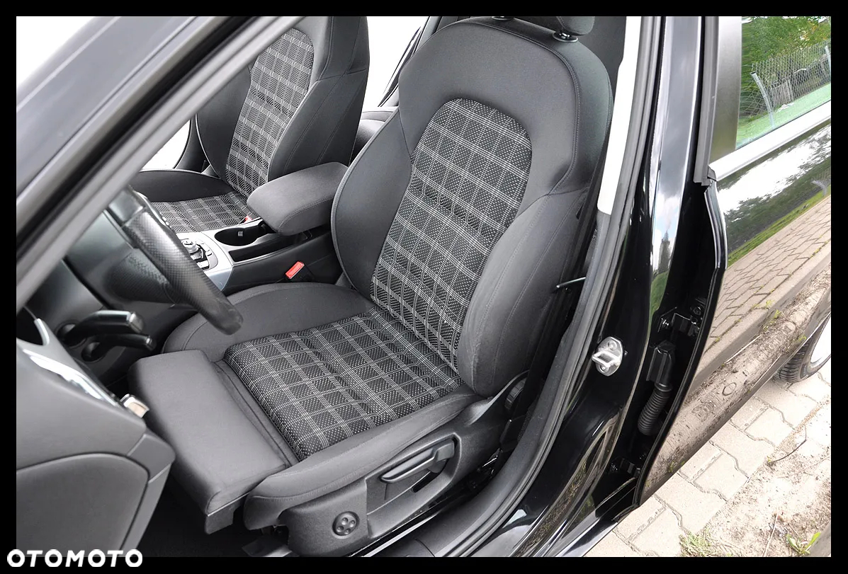 Audi A4 Avant 2.0 TDI DPF quattro S line Sportpaket (plus) - 24