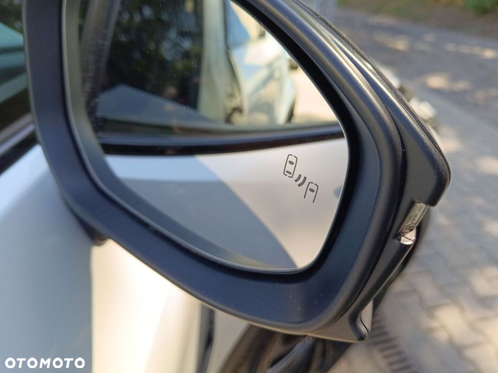 Toyota C-HR - 22