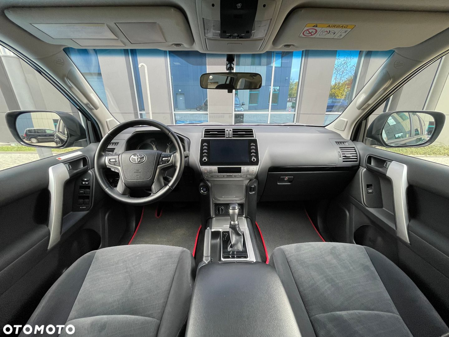 Toyota Land Cruiser - 13