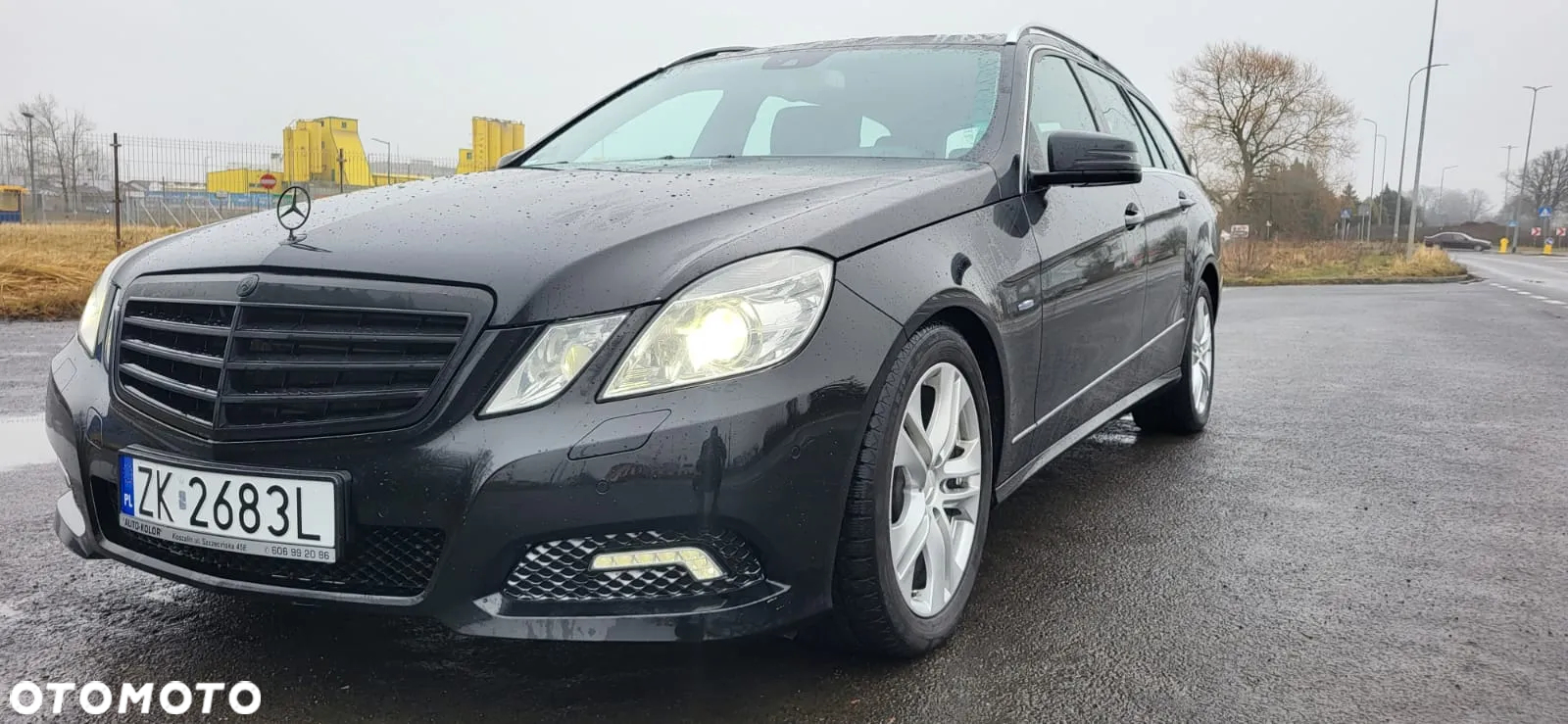 Mercedes-Benz Klasa E 350 T CGI BlueEFFICIENCY 7G-TRONIC Avantgarde - 7
