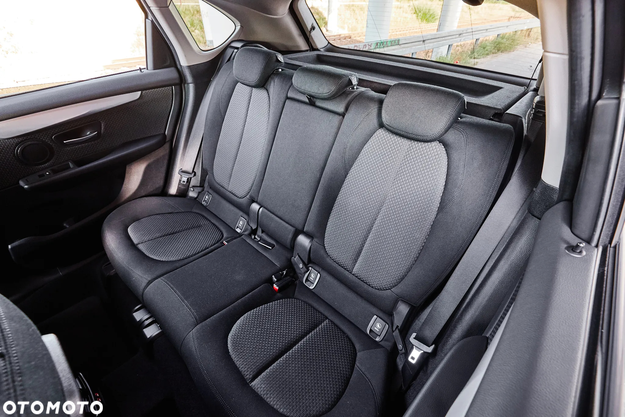 BMW Seria 2 218i Advantage - 25