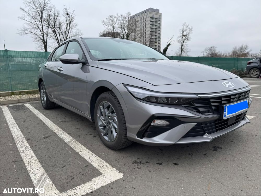 Hyundai Elantra 1.6 l 123 CP CVT Highway - 3