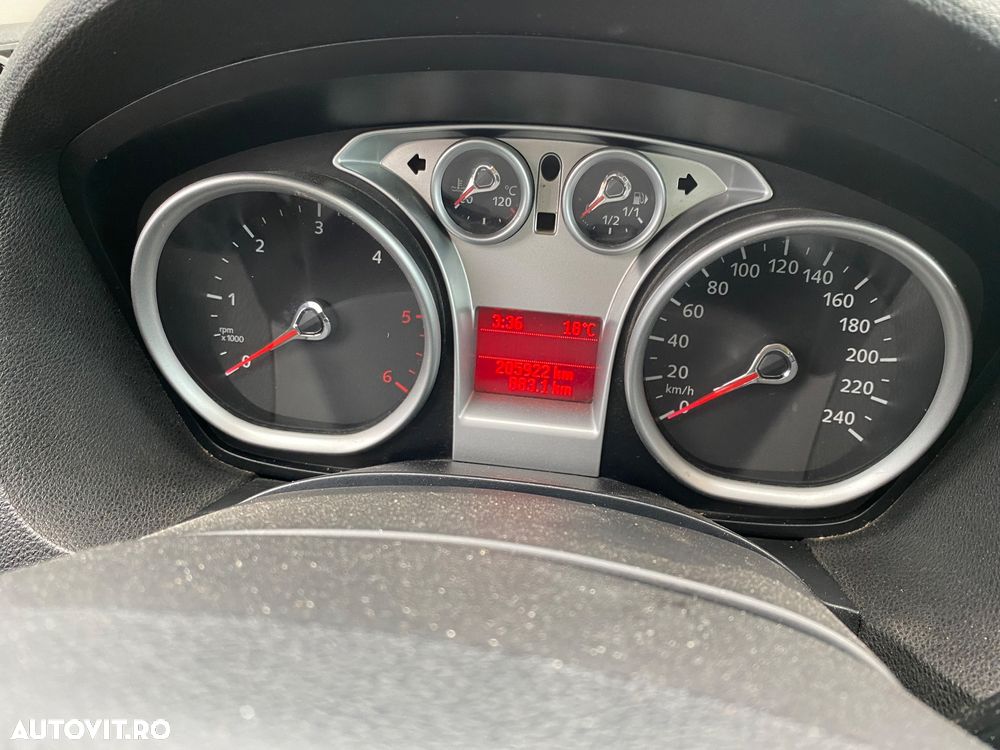 Ford Kuga 2.0L TDCi DPF Titanium - 7