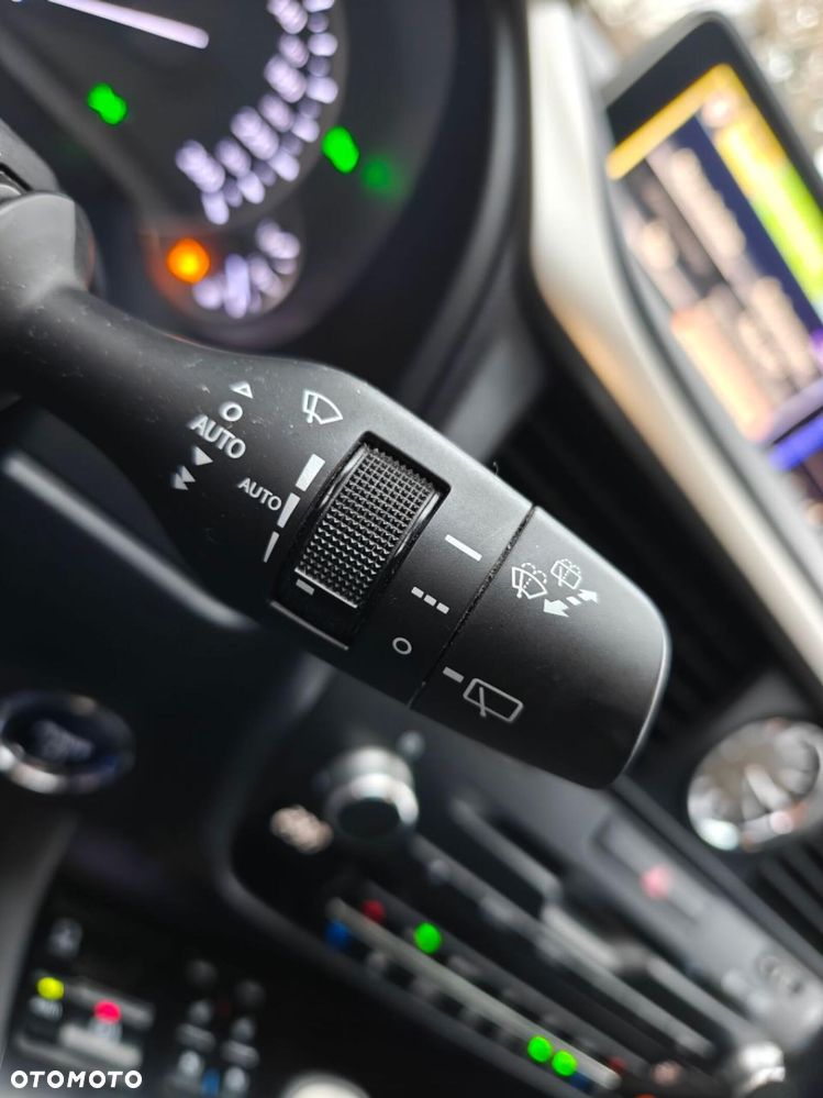 Lexus RX 450h Prestige - 34