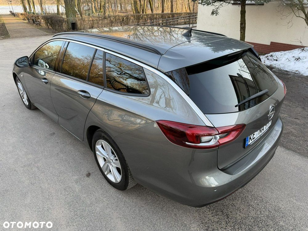 Opel Insignia - 8