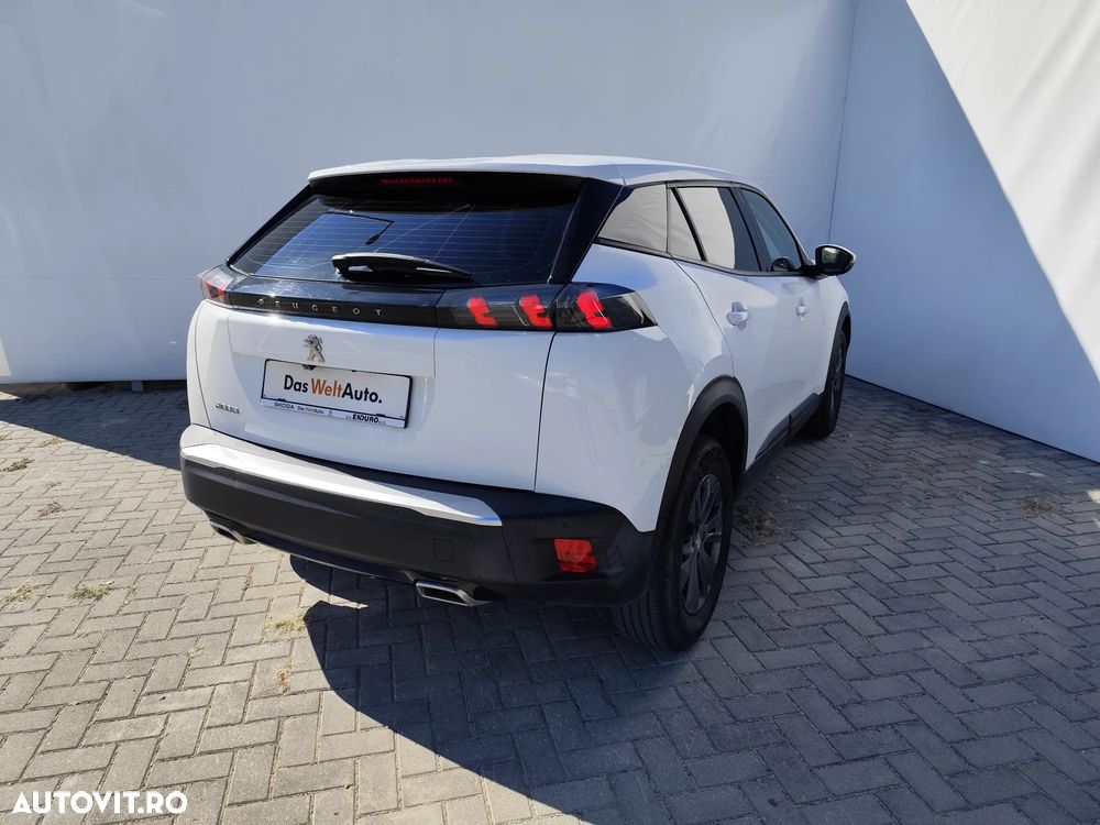 Peugeot 2008 1.2 L PureTech STT Active - 6