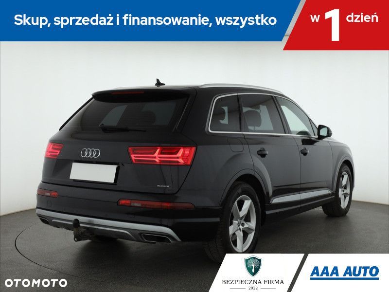 Audi Q7 - 7