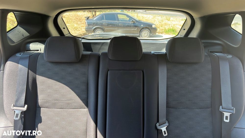 Nissan Qashqai 1.6 DCI Start/Stop 4X4-i Acenta - 28