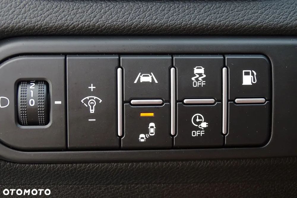 Kia Ceed SW 1.6 GDI DCT OPF Plug-in-Hybrid Inspiration - 31