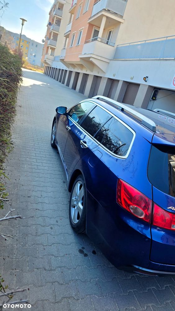 Honda Accord 2.2d Executive Nav - 5