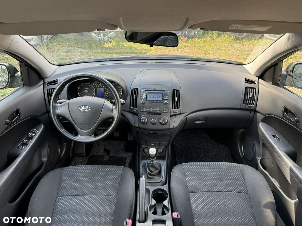 Hyundai i30 i30cw 1.4 FIFA WM Edition - 24