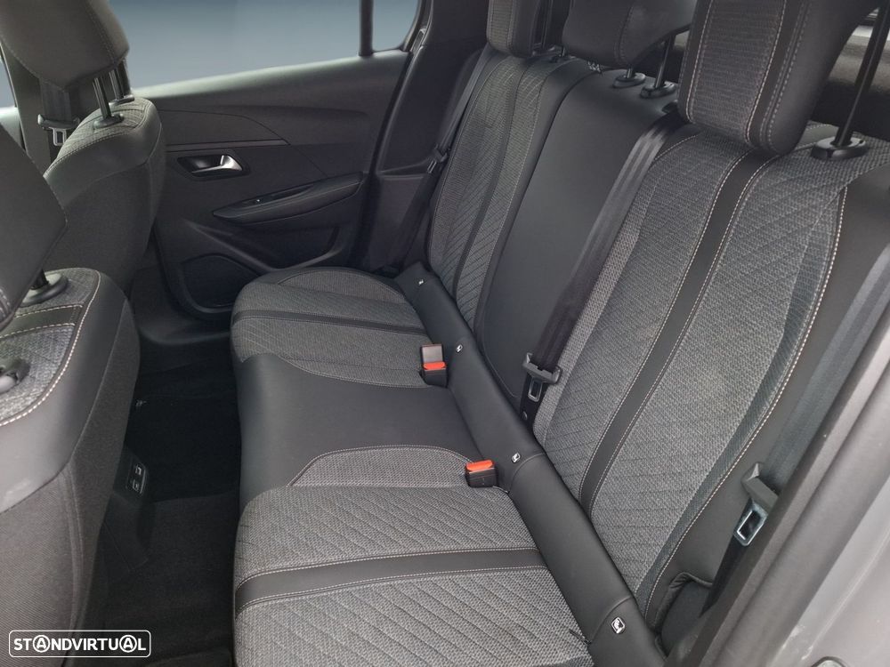 Peugeot 208 1.2 Hybrid Allure e-DCS6 - 14