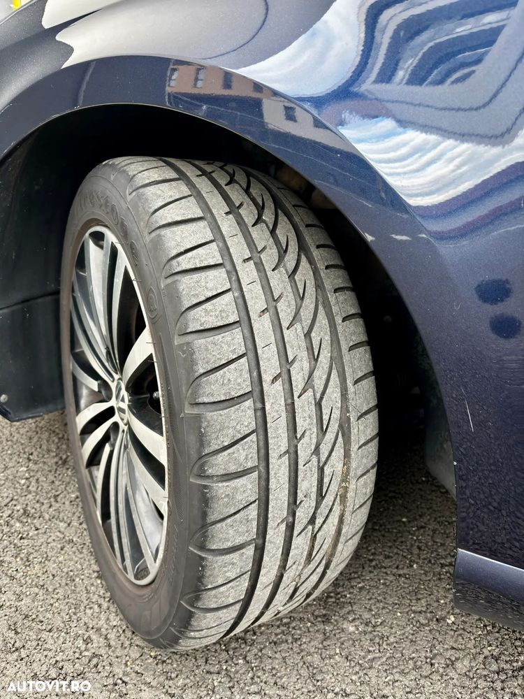 Volkswagen Passat Variant 2.0 TDI BlueMotion Technology DSG Highline - 5