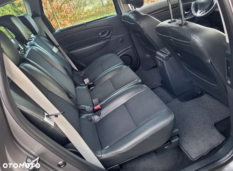 Renault Grand Scenic Gr 1.6 dCi Energy Bose Edition - 31