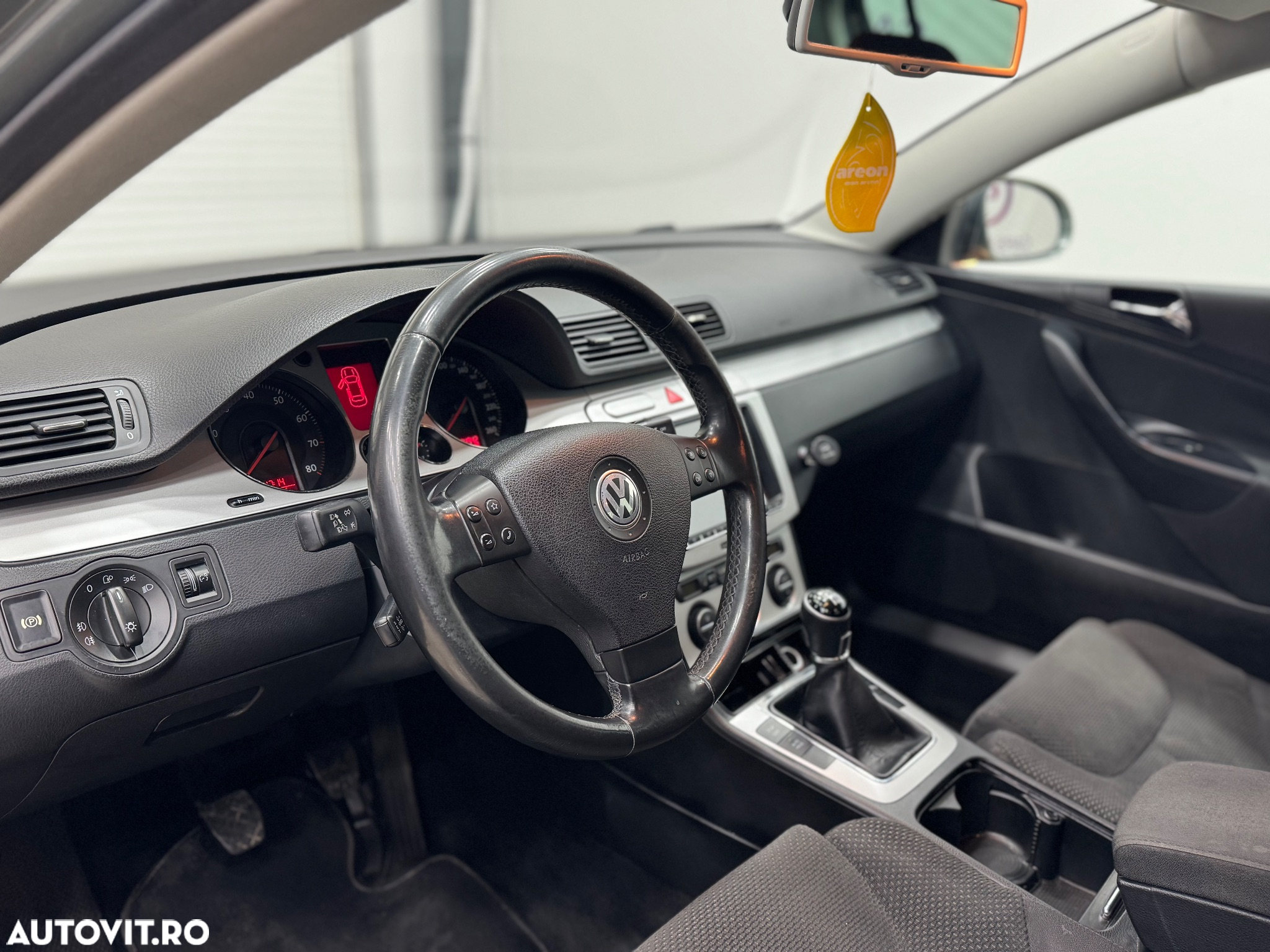 Volkswagen Passat 2.0 Turbo FSI Comfortline - 17