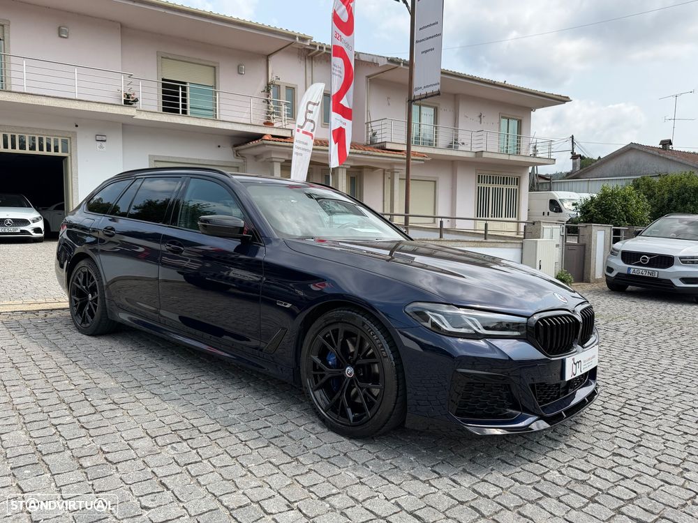 BMW 530 e Pack 50 anos M - 4