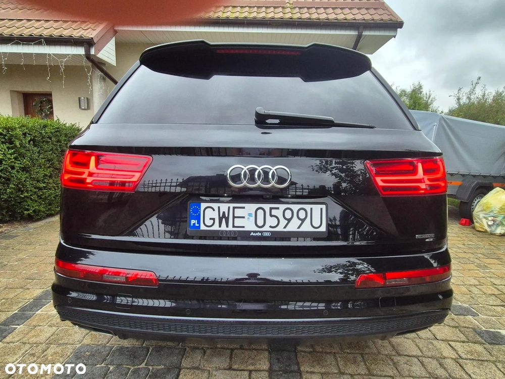Audi Q7 - 12