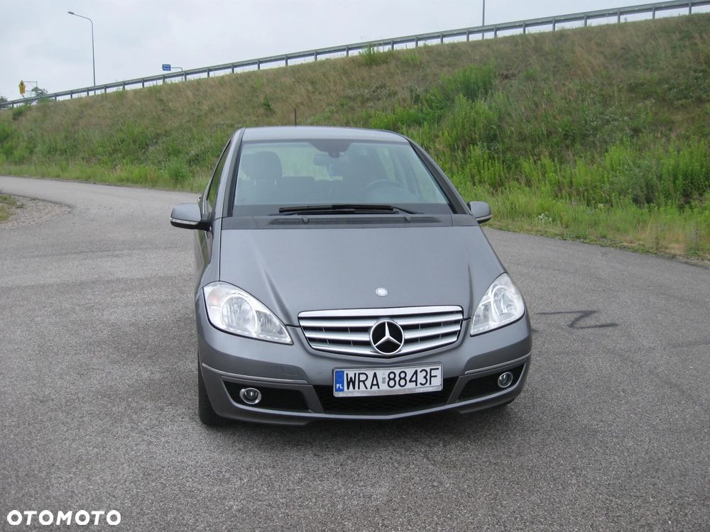 Mercedes-Benz Klasa A 180 BlueEfficiency - 8