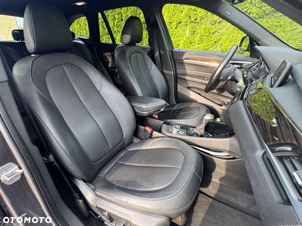 BMW X1 xDrive25i xLine - 15