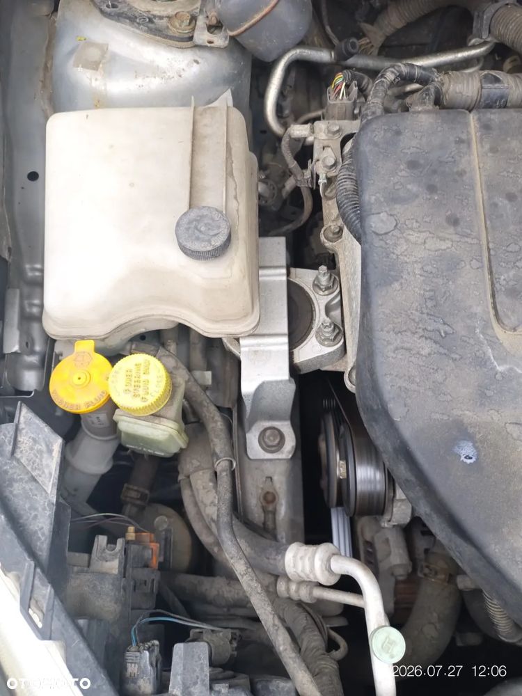 Mazda 5 2.0 Exclusive - 29