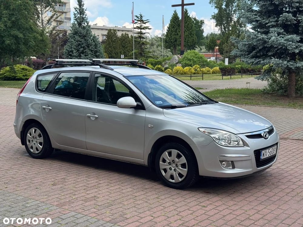 Hyundai i30 1.6 Comfort - 17