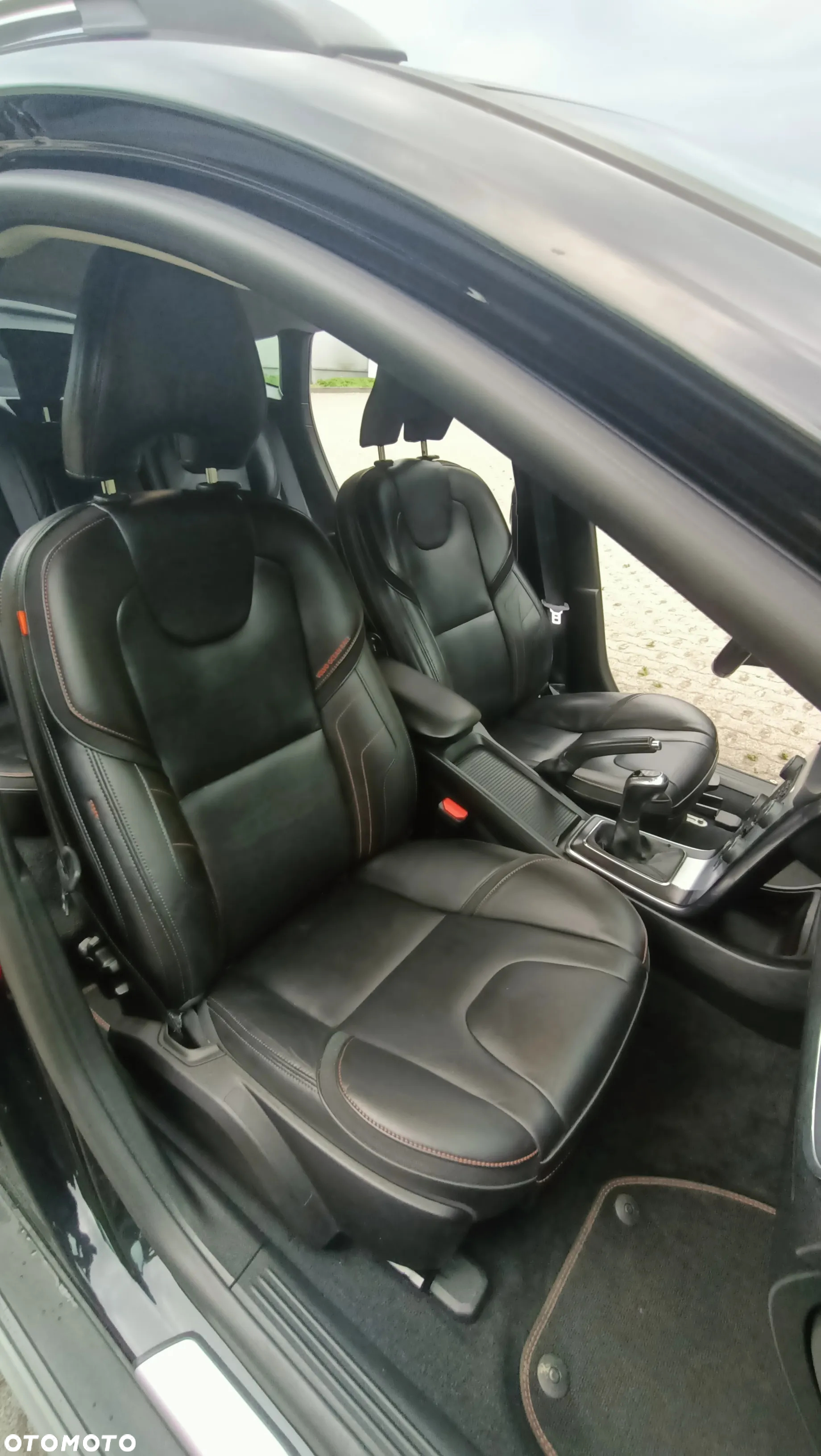 Volvo V40 T3 Drive-E Ocean Race - 14