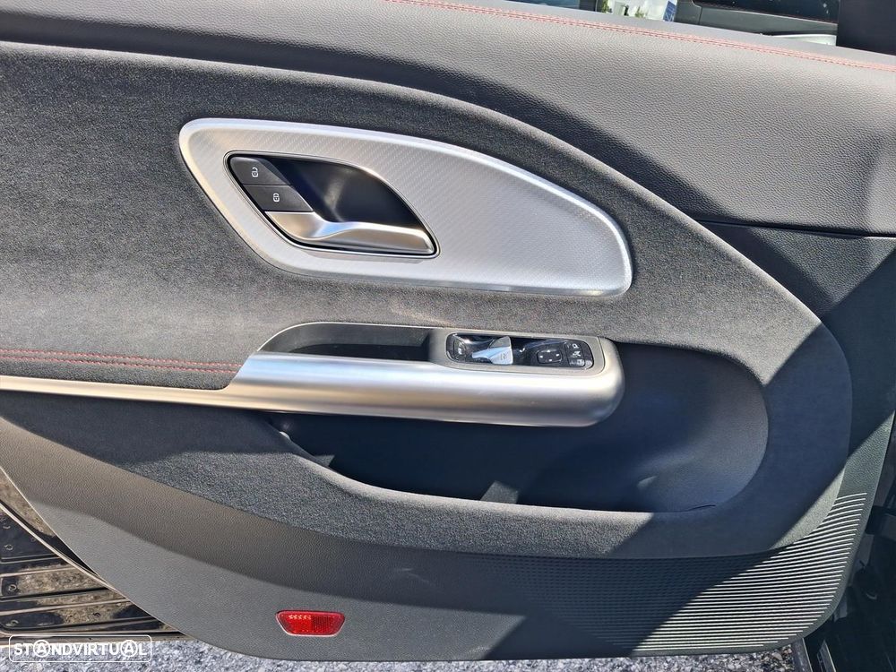 Mercedes-Benz CLA 250+ EQ Shooting Brake - 8