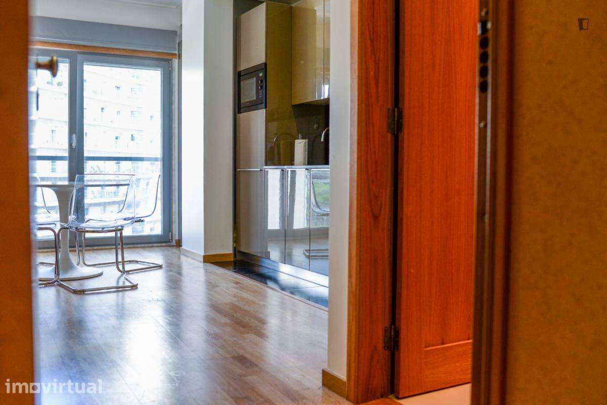 Apartamento com 1 quartos - localizado em Sete Rios Lisbon - Grande imagem: 4/15