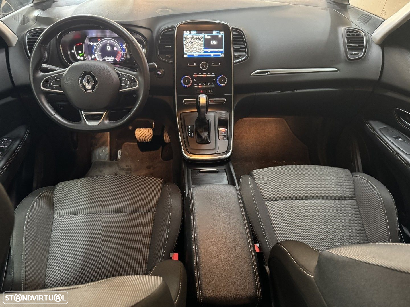 Renault Grand Scénic - 22