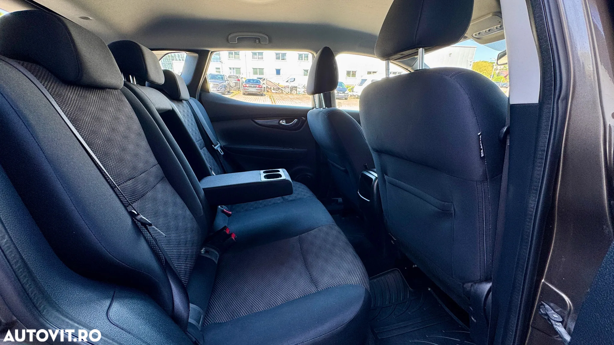 Nissan Qashqai - 10