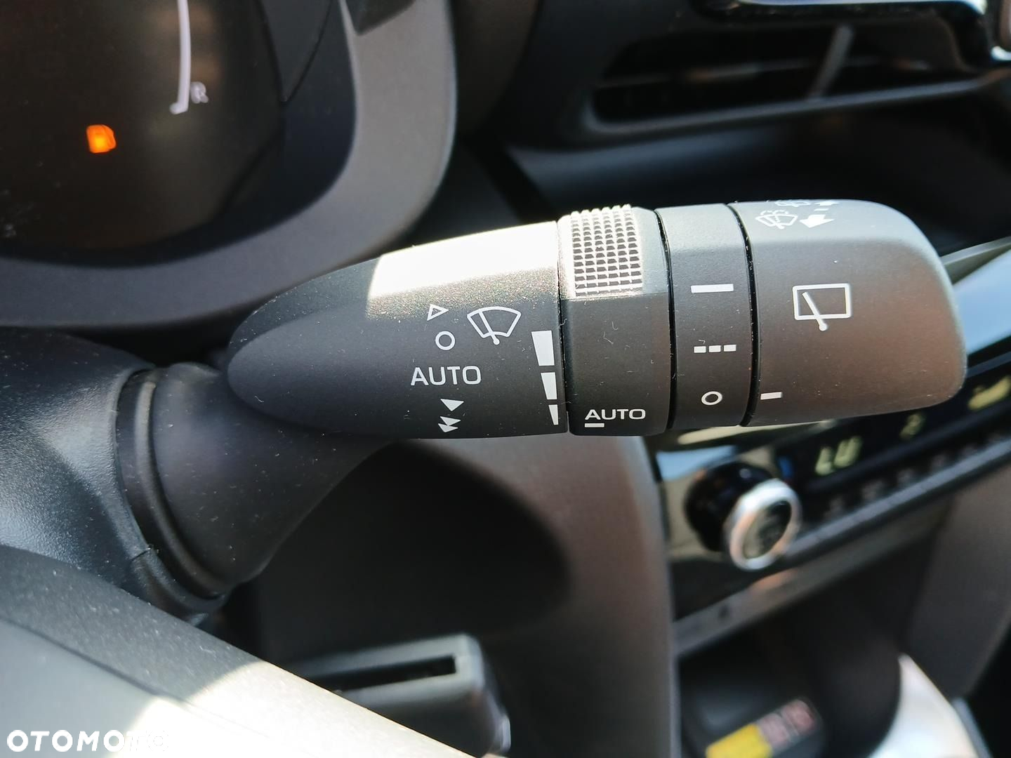 Toyota Yaris Cross Hybrid 1.5 Comfort - 12