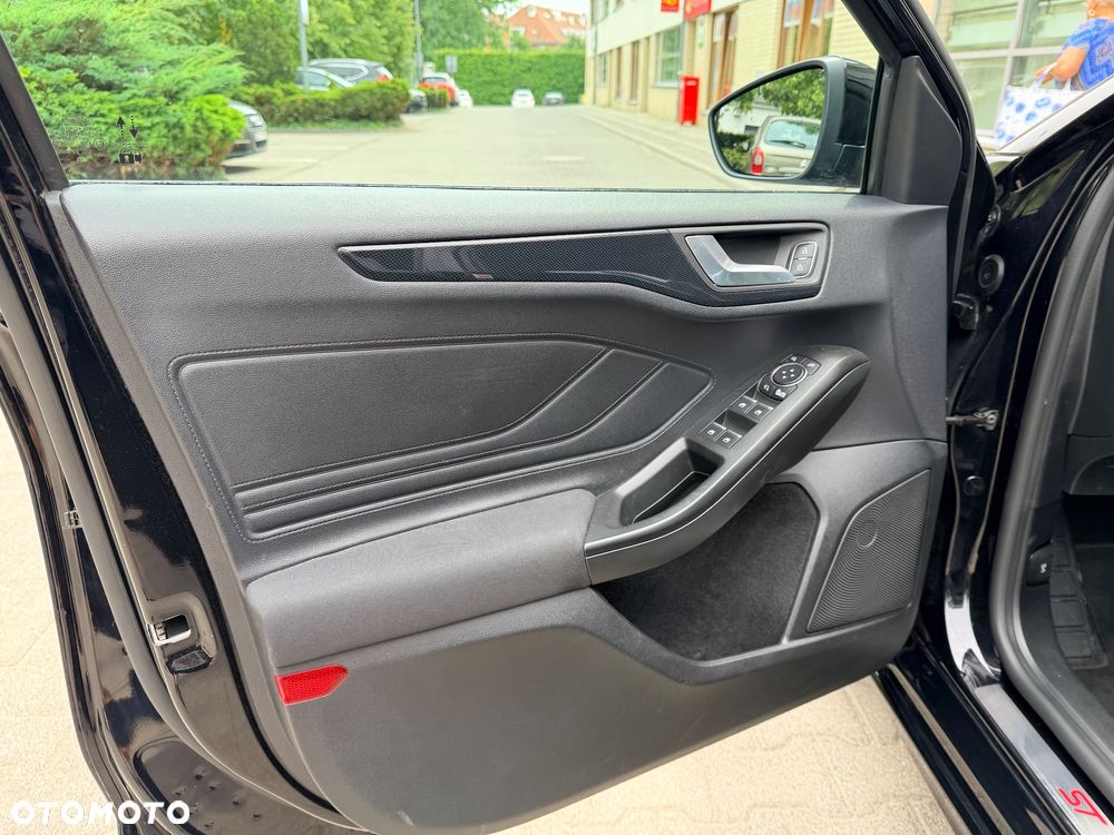 Ford Focus - 18