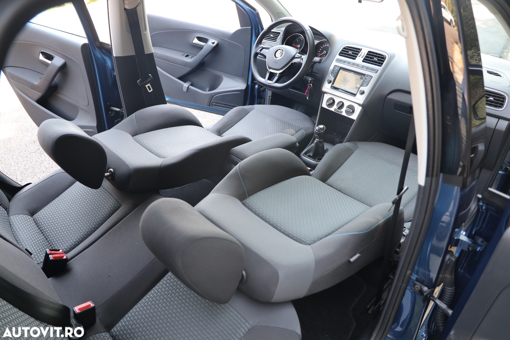 Volkswagen Polo 1.4 TDI (Blue Motion Technology) Comfortline - 14