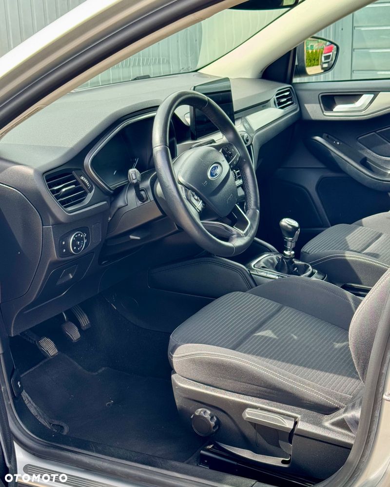 Ford Focus 1.0 EcoBoost Active Business - 10